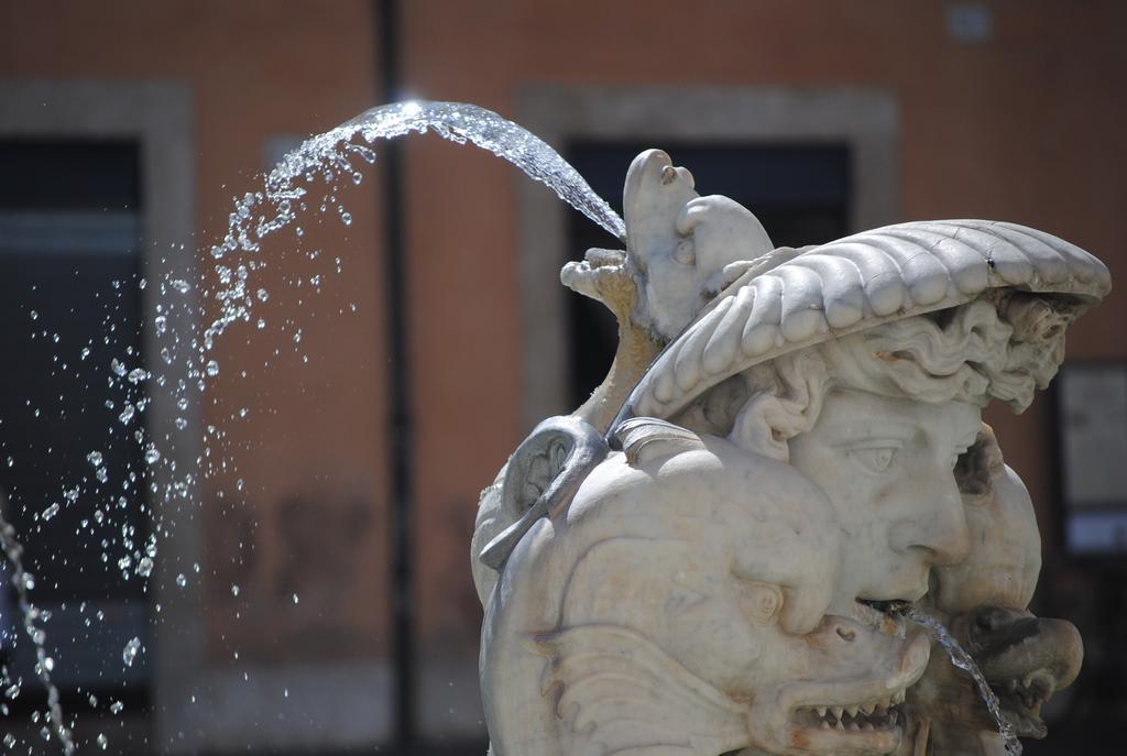 Dreaming Navona Rooms Rome Exterior photo