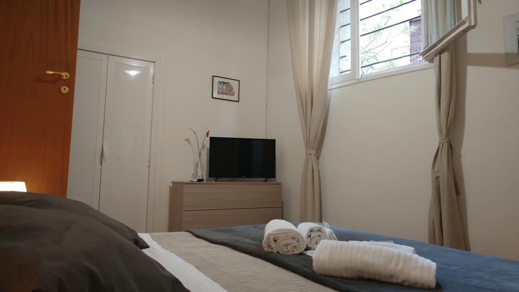 Dreaming Navona Rooms Rome Exterior photo