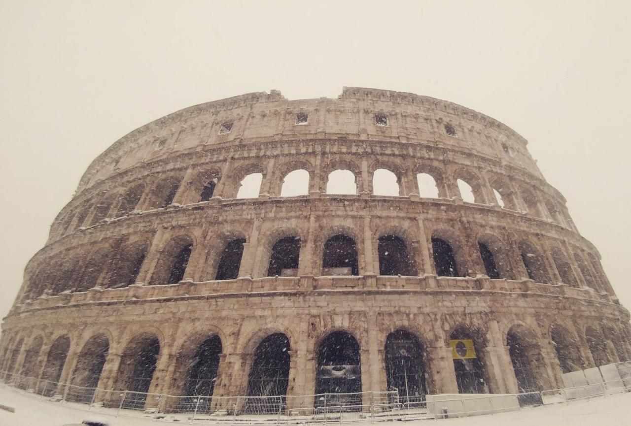 Dreaming Navona Rooms Rome Exterior photo