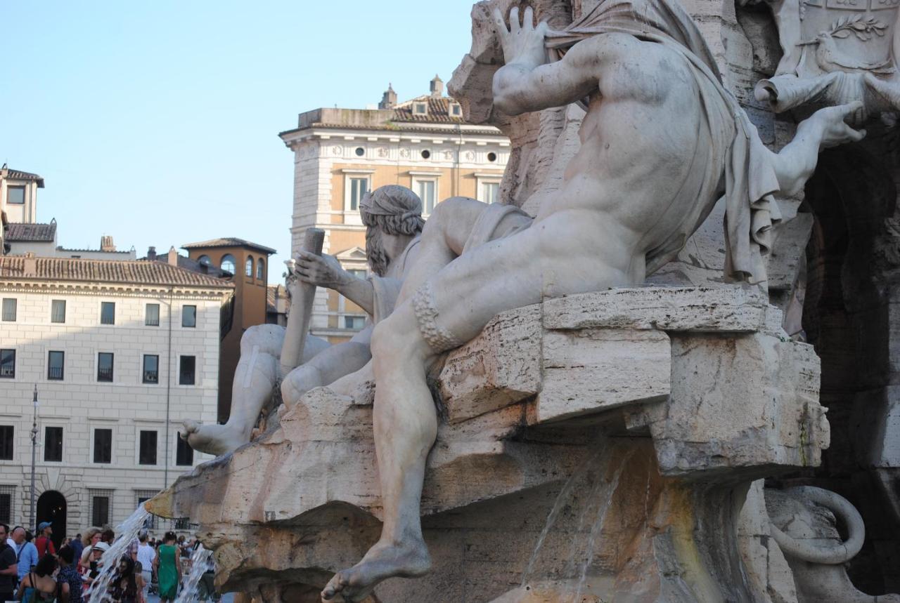 Dreaming Navona Rooms Rome Exterior photo